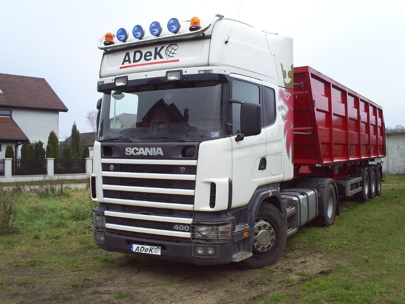 Ciągnik siodłowy Scania 400 z wywrotką Przedsiębiorstwa Prywatnego ADEKO
